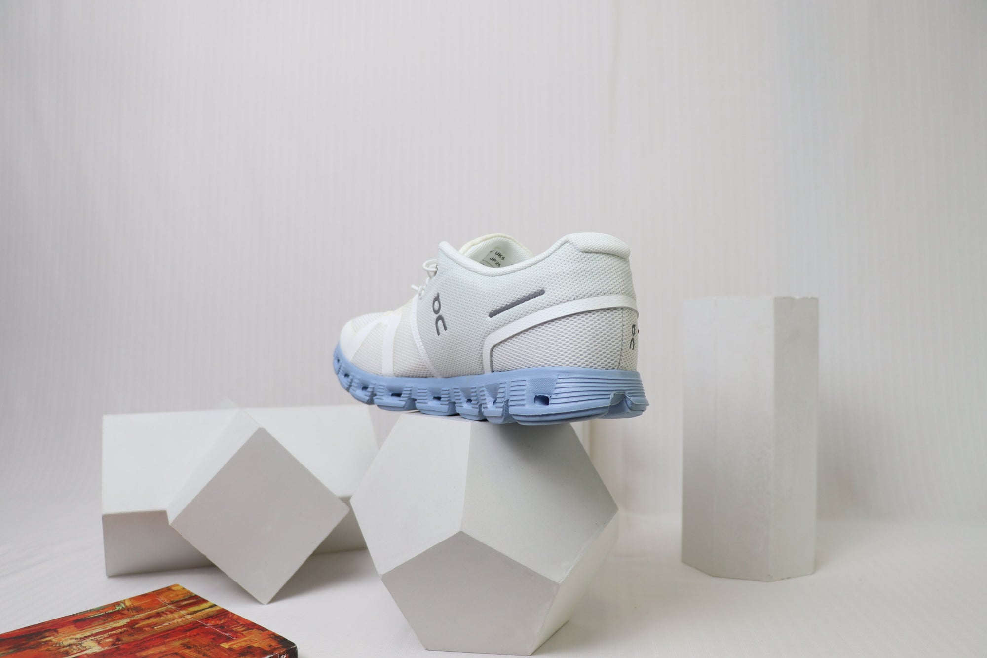 OC 5 - Lightweight Comfort - Blue Ice