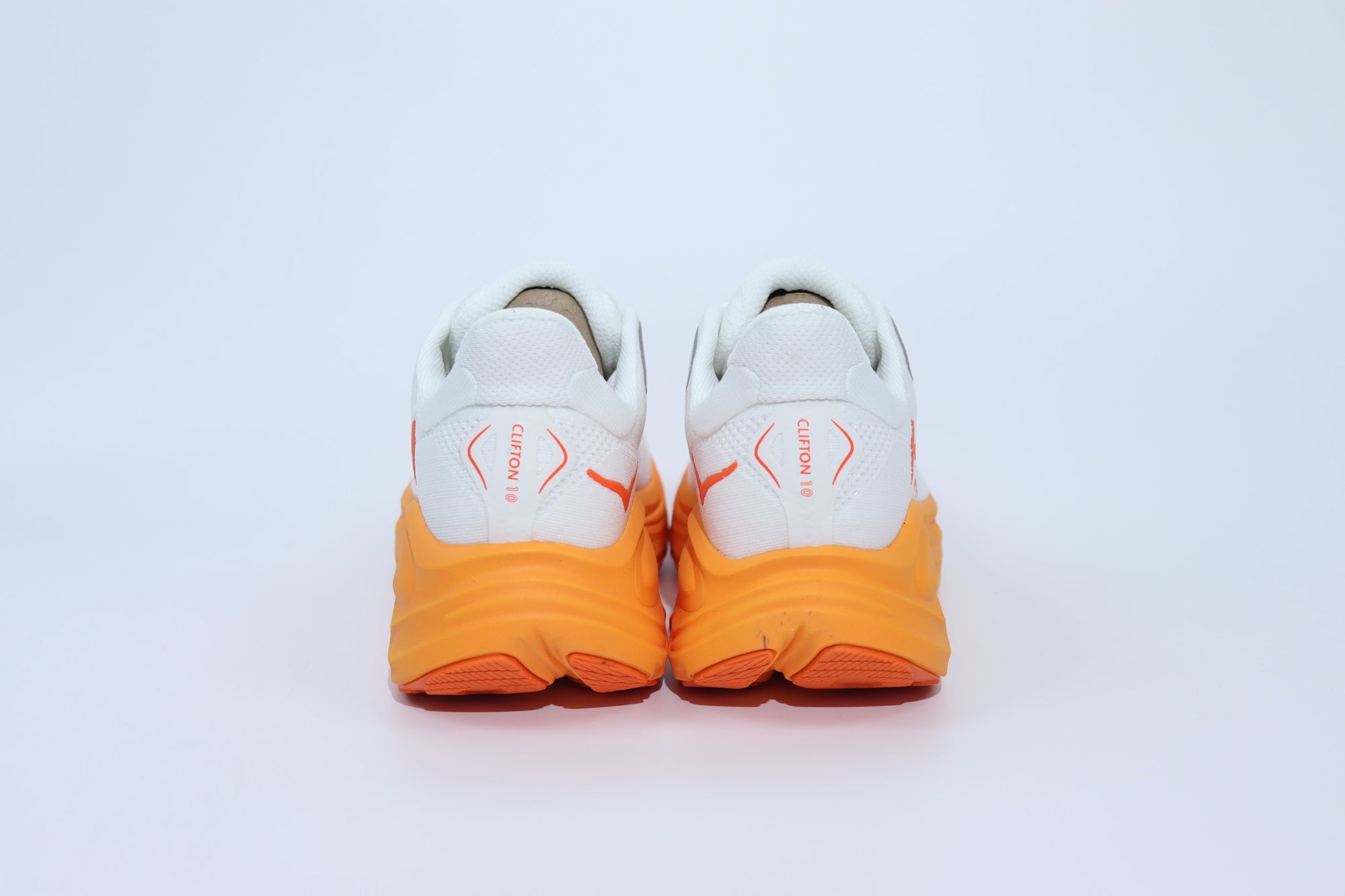 Clifton 10 - HK Unisex Sneakers - Orange