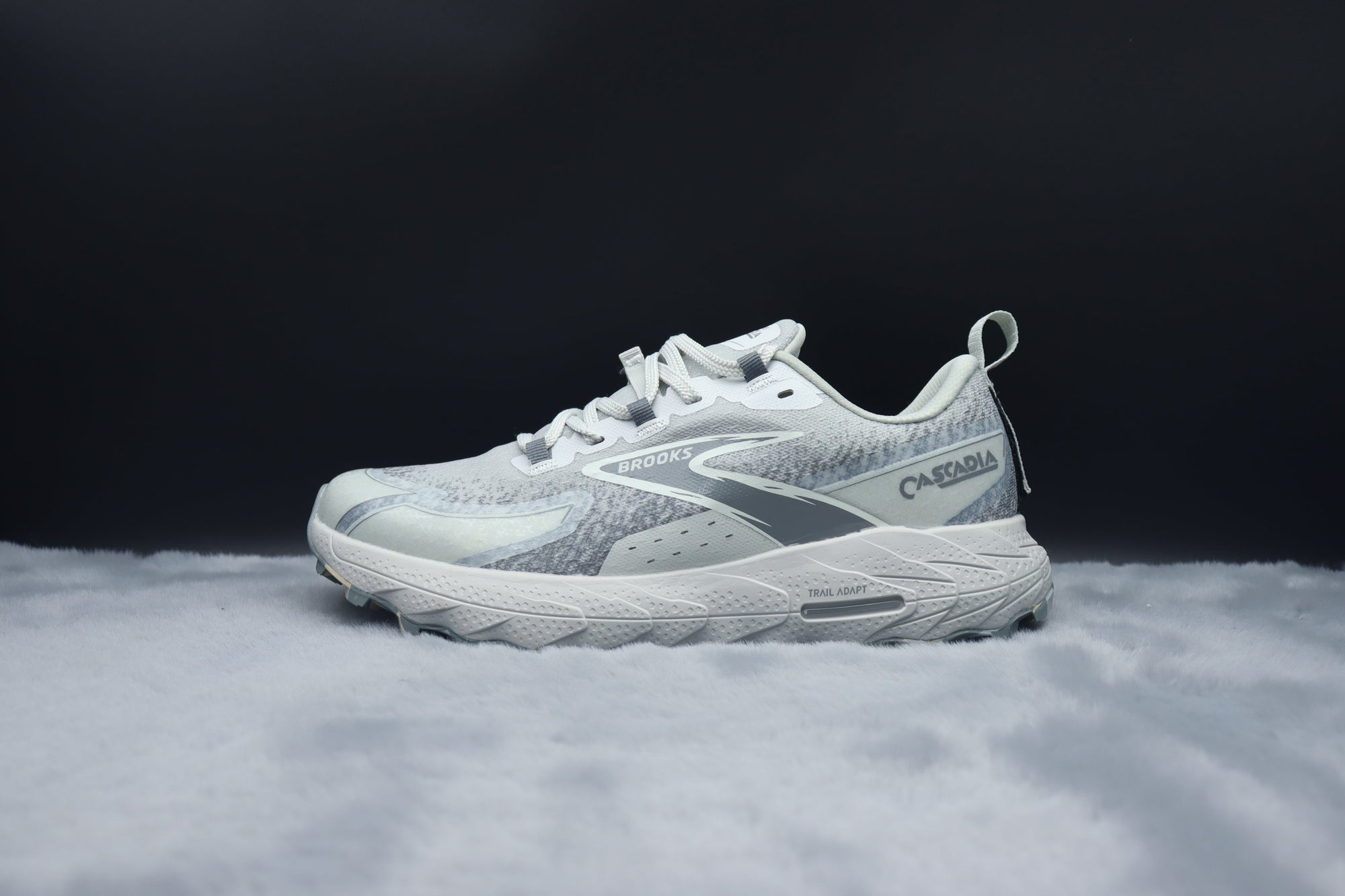 BRKS Cascadia 18 – Arctic White