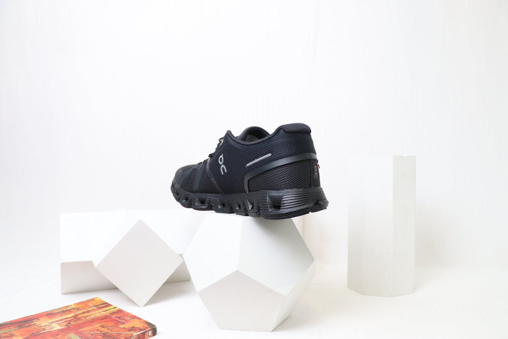 OC 5 - Lightweight Comfort - All Black