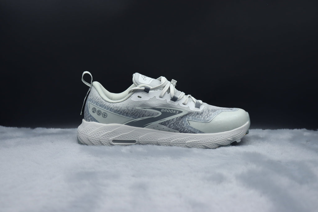 BRKS Cascadia 18 – Arctic White