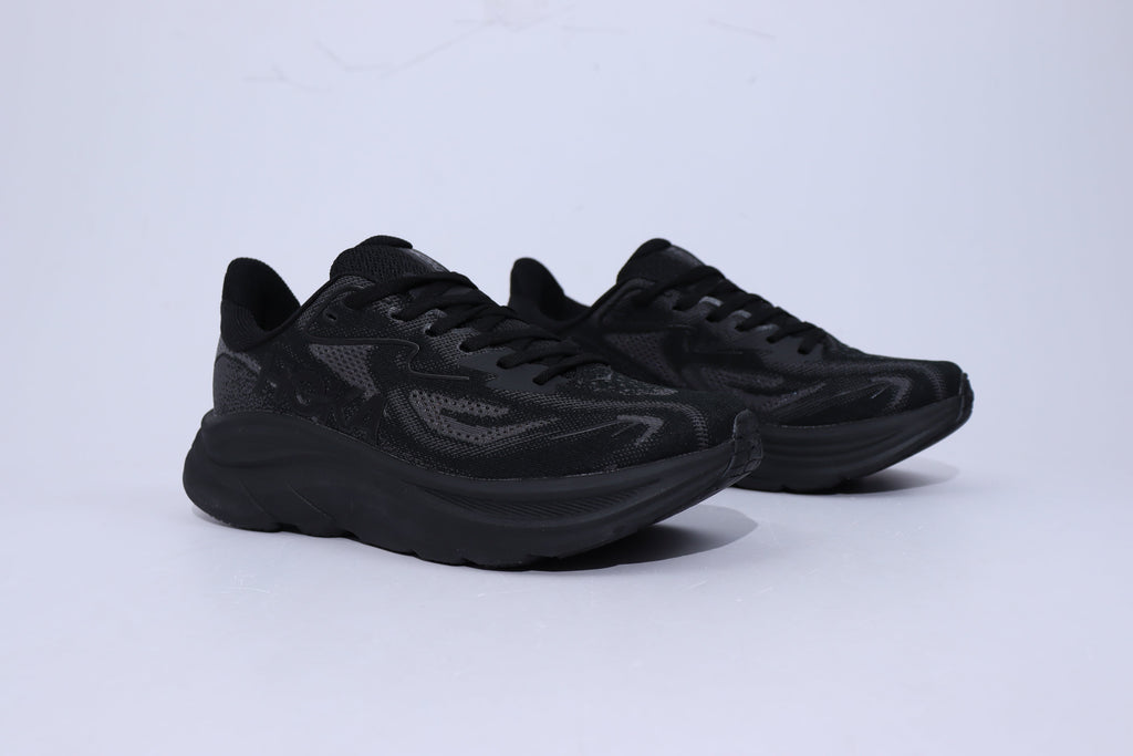 Clifton 10 - HK Unisex Sneakers - All Black