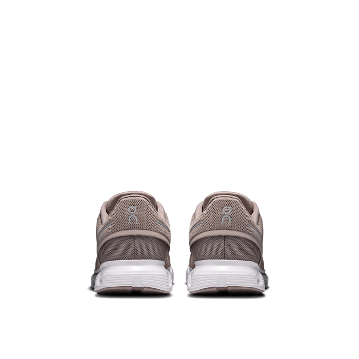 On Running Cloud 6 Fog White