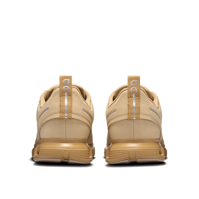 On Running Cloud 6 Waterproof Sand Dune