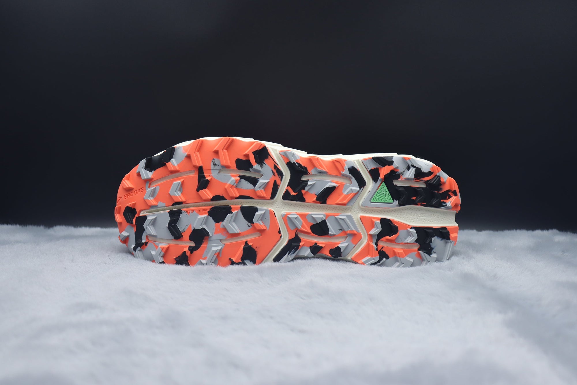 BRKS Cascadia 18 – Neon Ember