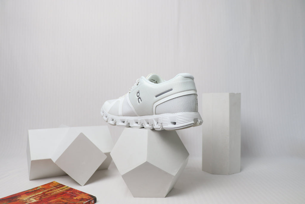 OC 5 - Lightweight Comfort - White