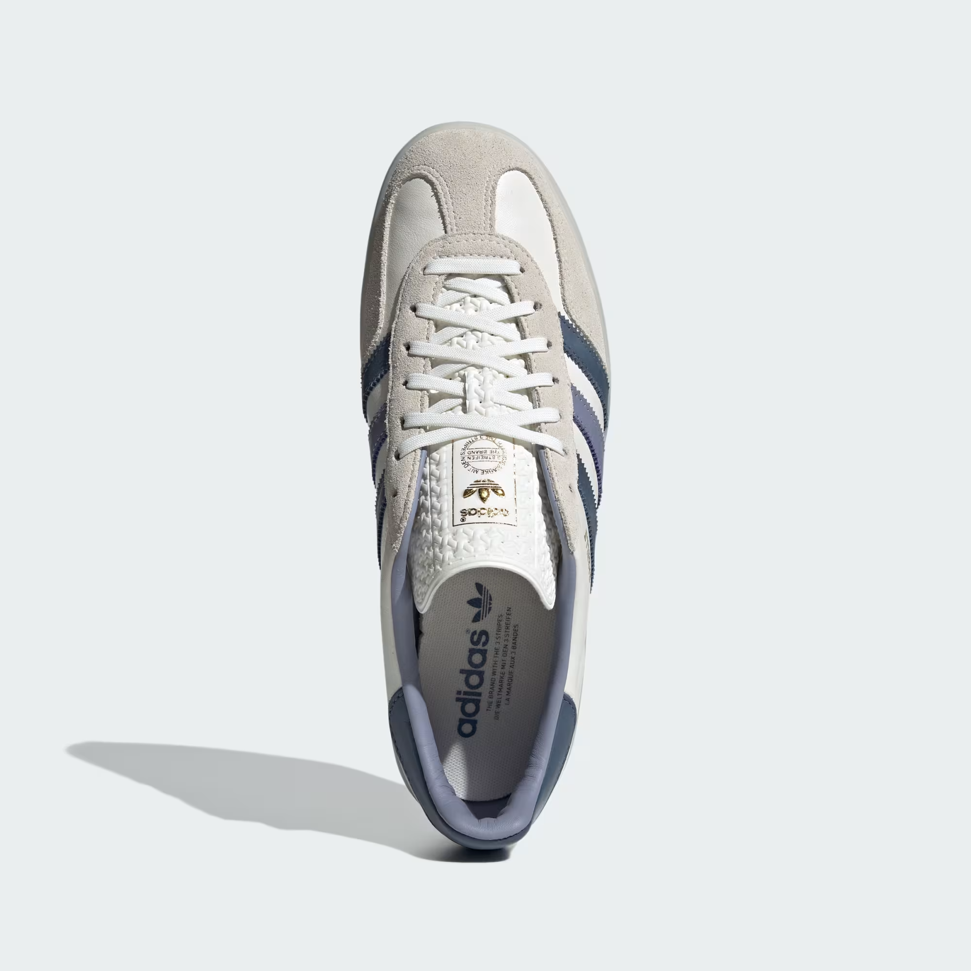 Gazelle Indoor – White & Blue Fade Stripes